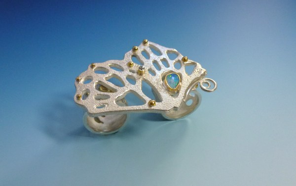 Vanishing Butterfly Ring (Detail)